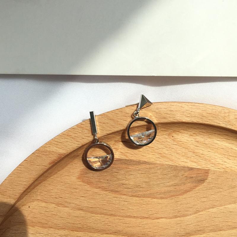 Korean unique design asymmetric hollow irregular round earrings S925 beautiful girl alloy long wild earrings
Korean unique design asymmetric hollow irregular round earrings S925 beautiful girl alloy long wild earrings