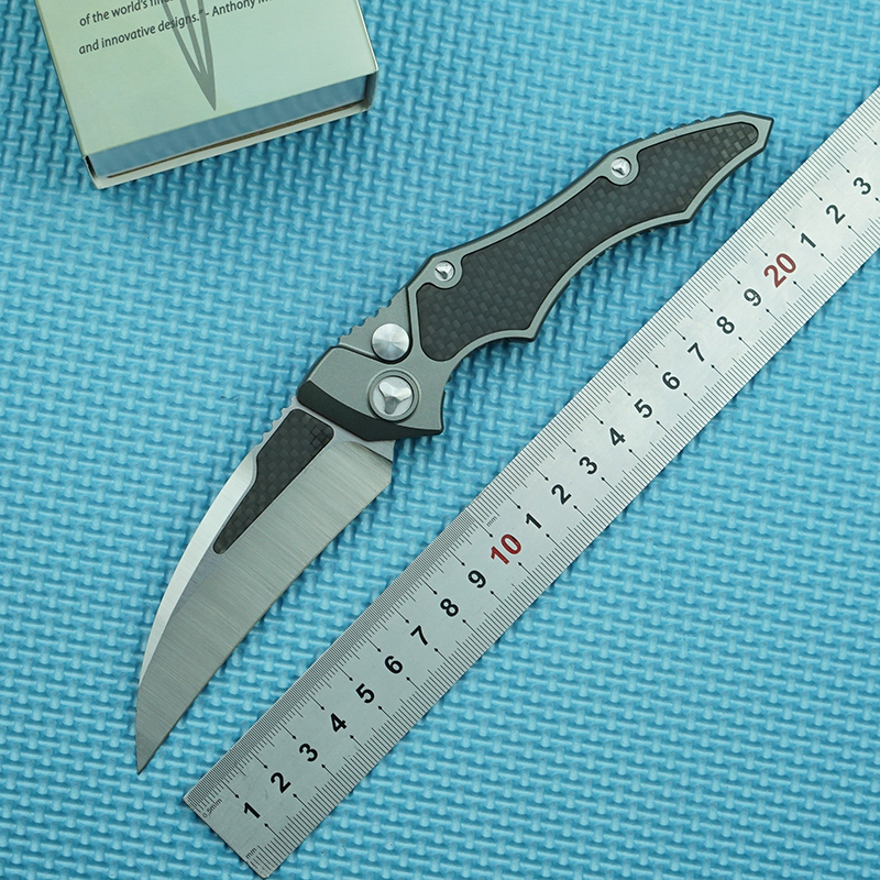 Microtech outdoor tactical knife D2 blade Aviation Aluminum + Carbon Fiber handle 58 HRC automatic camping EDC knife
Microtech outdoor tactical knife D2 blade Aviation Aluminum + Carbon Fiber handle 58 HRC automatic camping EDC knife