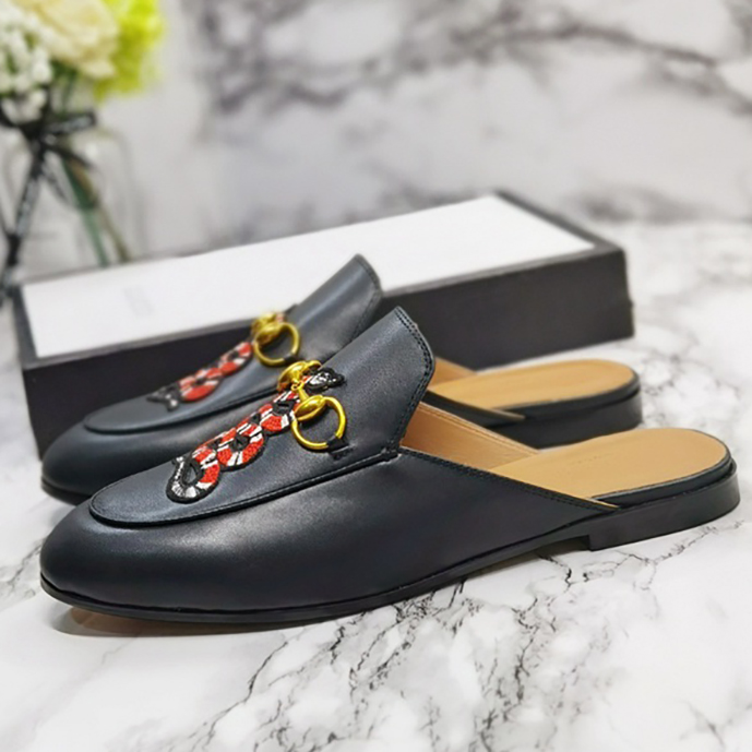 Genuine Leather men women slippers 2021 fashion classic Designer Metal buckle slippers soft cowhide print slides with box, 12
Genuine Leather men women slippers 2021 fashion classic Designer Metal buckle slippers soft cowhide print slides with box, 12