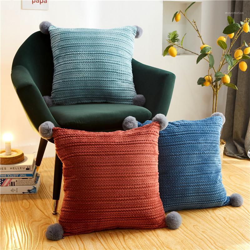 45x45cm Sofa pillow home living room cushion bay window pillow simple car solid color plush pillowcase cartoon ball1
45x45cm Sofa pillow home living room cushion bay window pillow simple car solid color plush pillowcase cartoon ball1