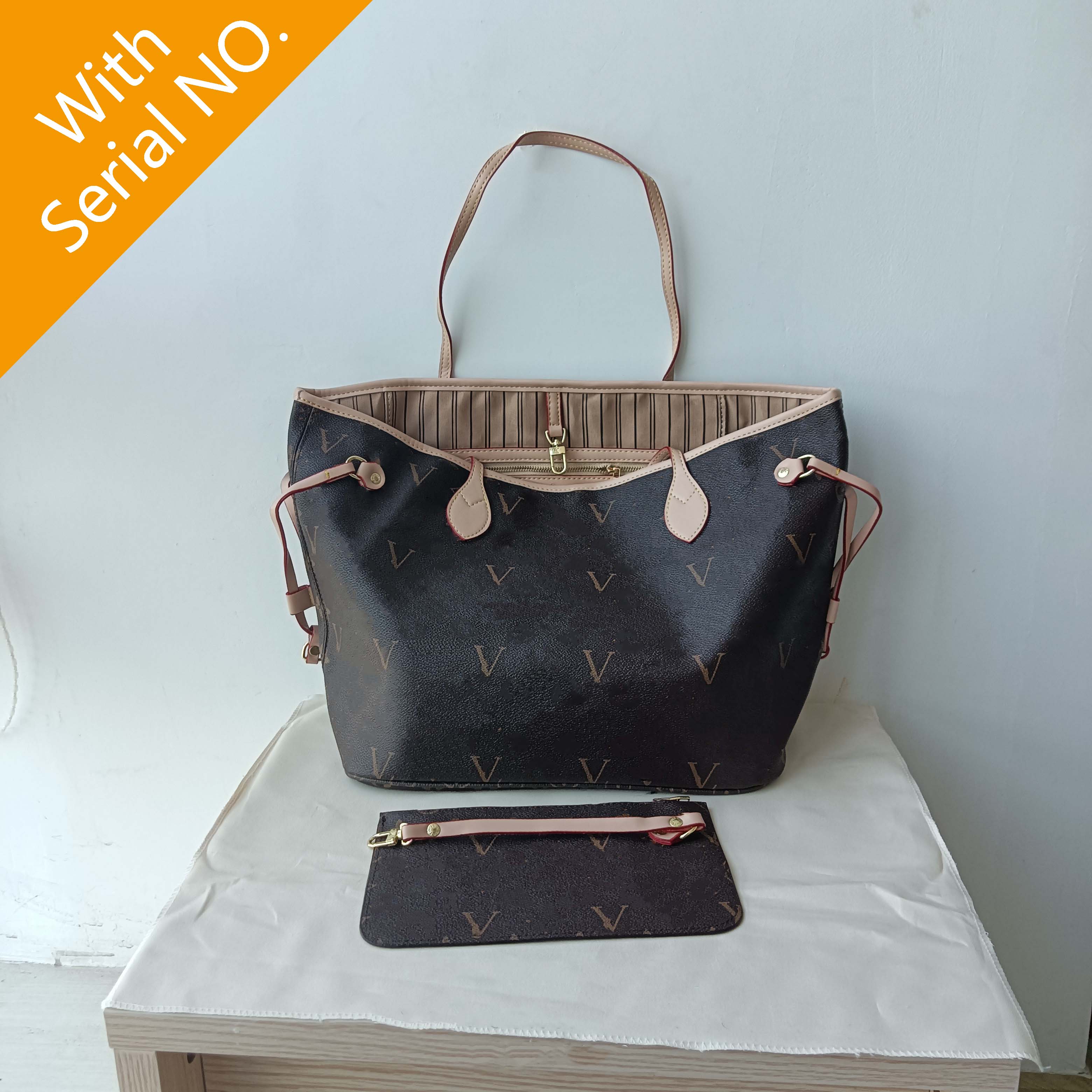 Designer Totes Luxu… - image