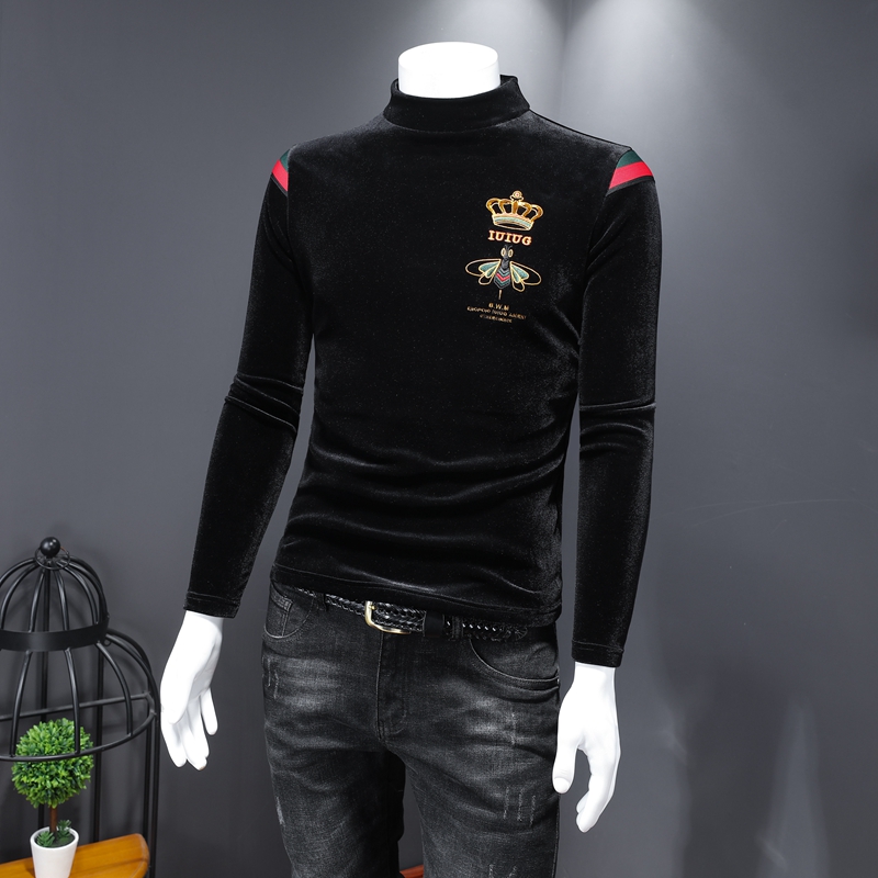 Men's long-sleeved t-shirt 2020 autumn and winter trend Slim-fit medium-thick warmth gold velvet high collar crown small bee embroidery, Black
Men's long-sleeved t-shirt 2020 autumn and winter trend Slim-fit medium-thick warmth gold velvet high collar crown small bee embroidery, Black