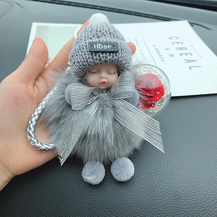 Keychains High Quality Sleeping Baby Doll KeyChain Natural Fur Ball Plush Key Chain Women Car Ring Bag Jewelry Pendant Female Gift
Keychains High Quality Sleeping Baby Doll KeyChain Natural Fur Ball Plush Key Chain Women Car Ring Bag Jewelry Pendant Female Gift