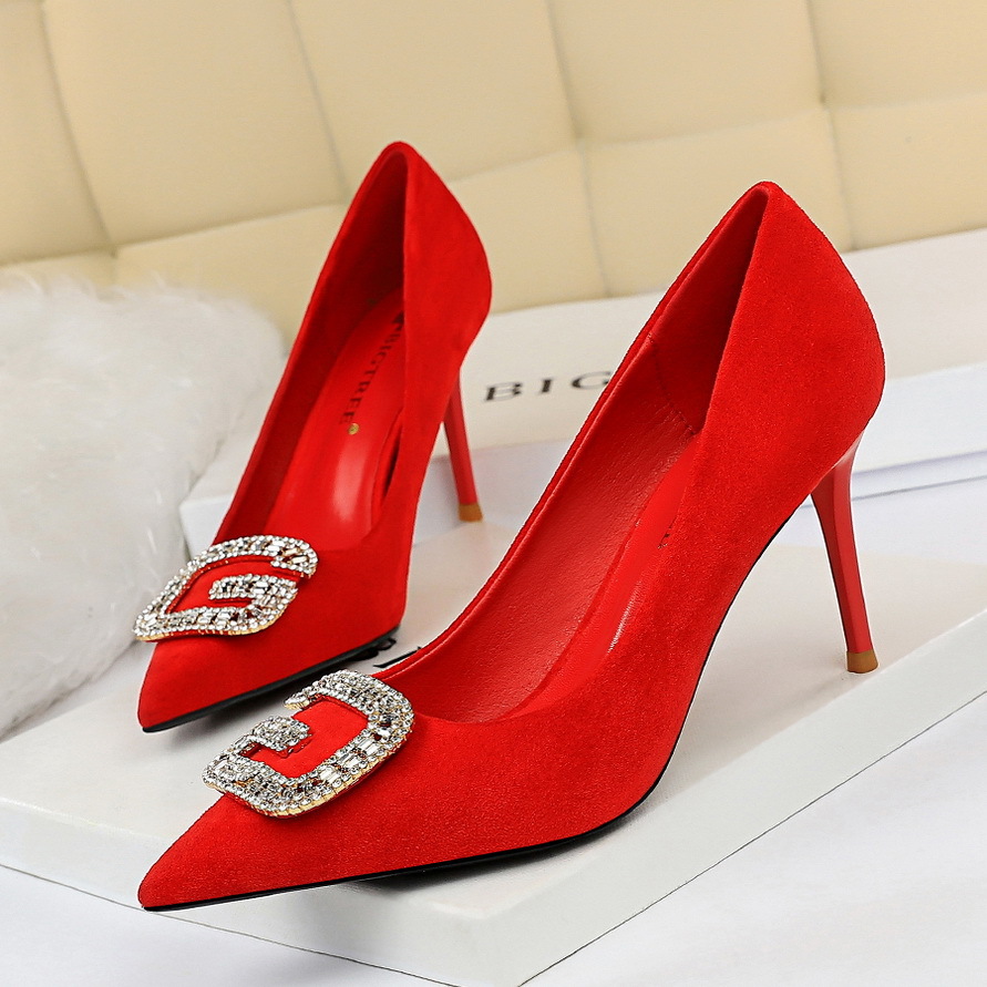 2021 New Version Sexy Fashion Banquet of Women Thin-heeled Mouth High-heeled Metal Buckle Water-drilling Shoes 83z4, Yellow.
2021 New Version Sexy Fashion Banquet of Women Thin-heeled Mouth High-heeled Metal Buckle Water-drilling Shoes 83z4, Yellow.