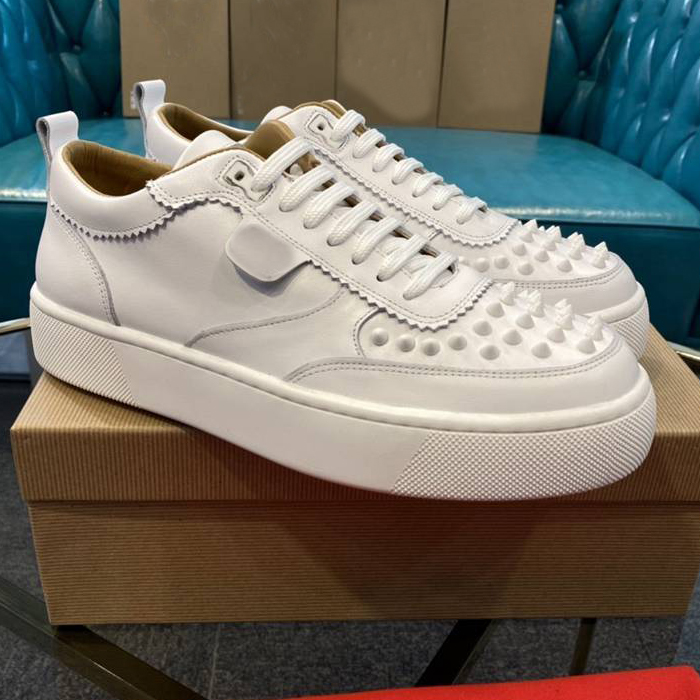 2020 new Spikes Red bottom shoes show style leather suede mens Low Cut Spikes Sneakers Party Wedding Shoes top quality
2020 new Spikes Red bottom shoes show style leather suede mens Low Cut Spikes Sneakers Party Wedding Shoes top quality
