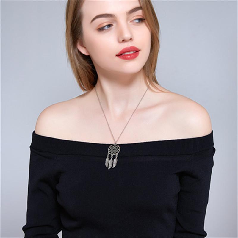 Hot Fashion Bijoux Vintage Retro Hollow Feather Dream Catcher Pendant Maxi Statement Chokers Necklaces For Women Jewelry
Hot Fashion Bijoux Vintage Retro Hollow Feather Dream Catcher Pendant Maxi Statement Chokers Necklaces For Women Jewelry