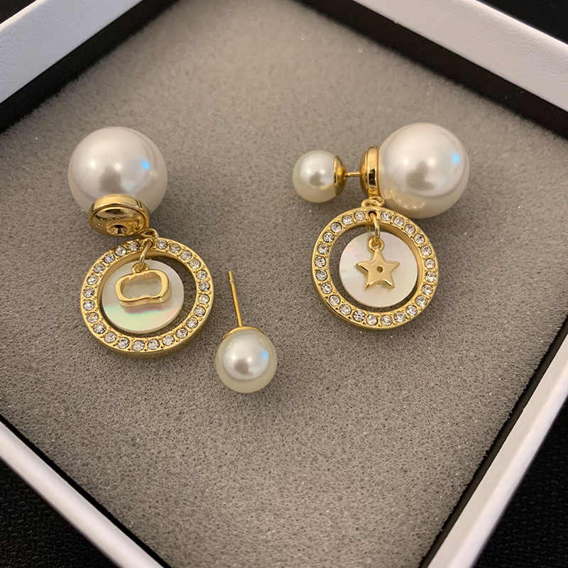 2021 designer Earrings letter star asymmetric Pearl Earrings women's party gifts luxury jewelry wholesale D_28, Golden;silver
2021 designer Earrings letter star asymmetric Pearl Earrings women's party gifts luxury jewelry wholesale D_28, Golden;silver
