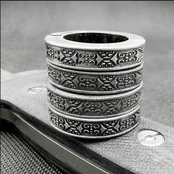 Alloy finger tiger four finger self-defense weapon portable hand clasp fist finger martial arts self-defense combat training equipment han74
Alloy finger tiger four finger self-defense weapon portable hand clasp fist finger martial arts self-defense combat training equipment han74