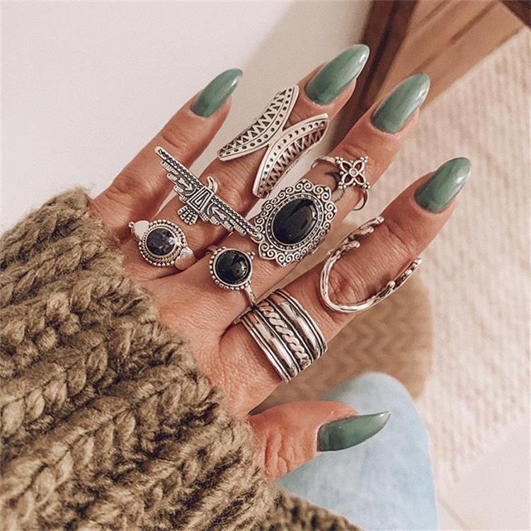 Cluster Rings 8Pcs/Set Punk Women Set Carved Butterfly Eagle Antlers Flower Black Gem Knuckle Silver Color Ring Retro Party Jewelry
Cluster Rings 8Pcs/Set Punk Women Set Carved Butterfly Eagle Antlers Flower Black Gem Knuckle Silver Color Ring Retro Party Jewelry