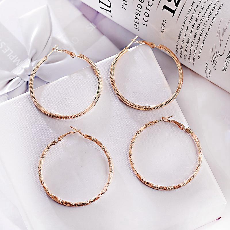 2020 Fashion Women Gold Big Round Circles Hoop Earrings Boho Jewelry Ladies Retro Classic Ear ring1
2020 Fashion Women Gold Big Round Circles Hoop Earrings Boho Jewelry Ladies Retro Classic Ear ring1