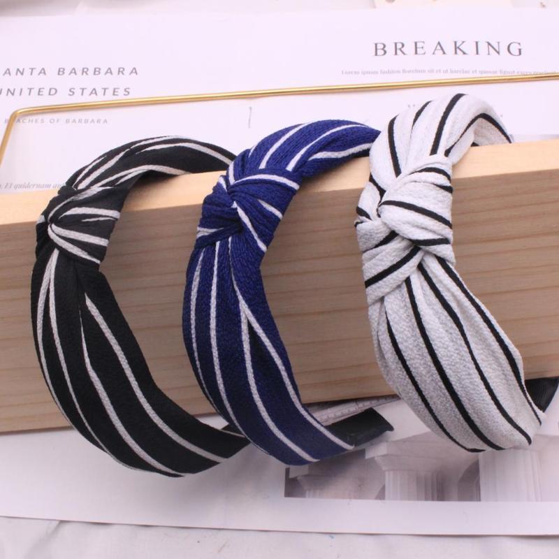 Korean Version Of All-match Women's Wide-brimmed Headband Striped Fabric Cross-knotted Headband Hair Accessories
Korean Version Of All-match Women's Wide-brimmed Headband Striped Fabric Cross-knotted Headband Hair Accessories