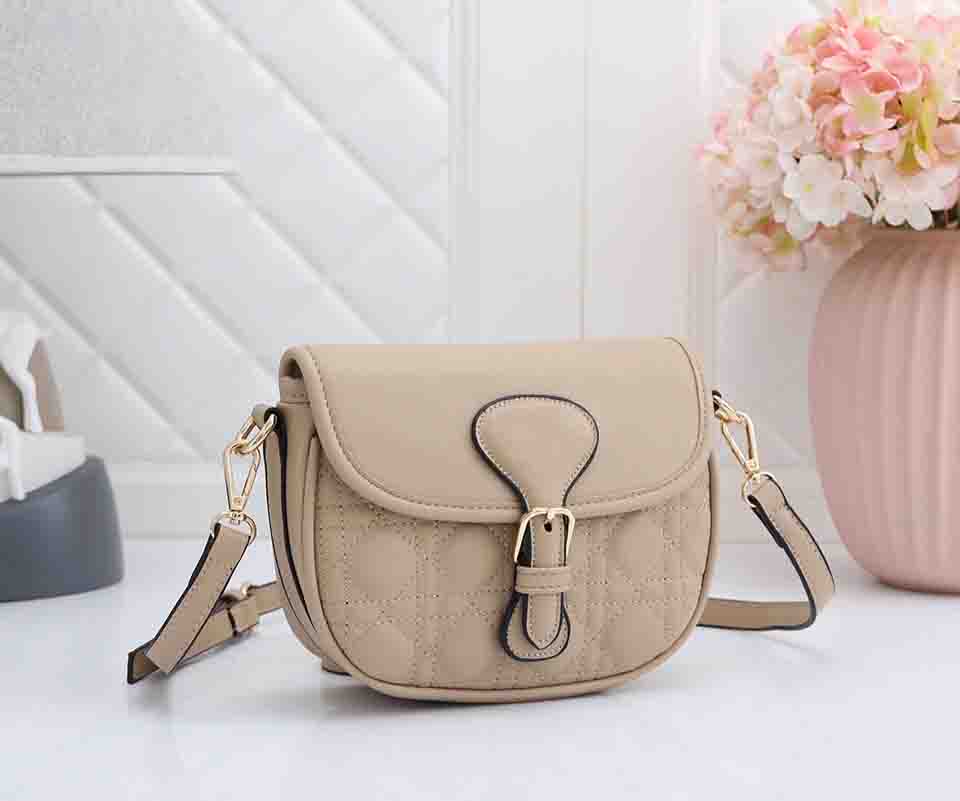 Women Crossbody Bag Fashion Bags Lady Plain Handbag High Quality Casual Shoulder Bag Womens Small Hasp Handbags, Yellow
Women Crossbody Bag Fashion Bags Lady Plain Handbag High Quality Casual Shoulder Bag Womens Small Hasp Handbags, Yellow