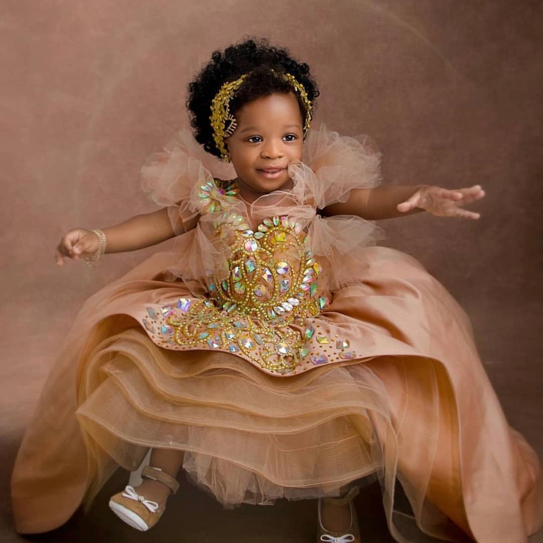 Gold Beaded Ball Gown Girls Pageant Dresses High Low Princess Flower Girl Dress Floor Length Satin Tiered First Communion Gowns 407