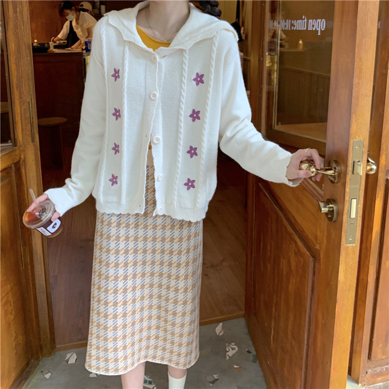 2021 Sweet Autumn Women's Blouses New Kawaii Loose Long Sleeve Fashion Loli Girls Embroidered Cardigan Sweater Mujer DQTO, Beige
2021 Sweet Autumn Women's Blouses New Kawaii Loose Long Sleeve Fashion Loli Girls Embroidered Cardigan Sweater Mujer DQTO, Beige