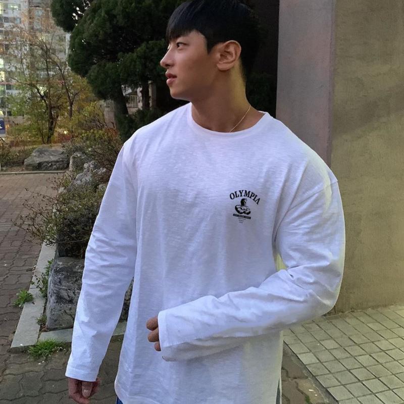 Men's T-Shirts Cotton Black White Long Sleeve T Shirt Men Sport Loose Autumn Casual Fashion Gym Fitness Male Tops Brand Clothing, White;black
Men's T-Shirts Cotton Black White Long Sleeve T Shirt Men Sport Loose Autumn Casual Fashion Gym Fitness Male Tops Brand Clothing, White;black