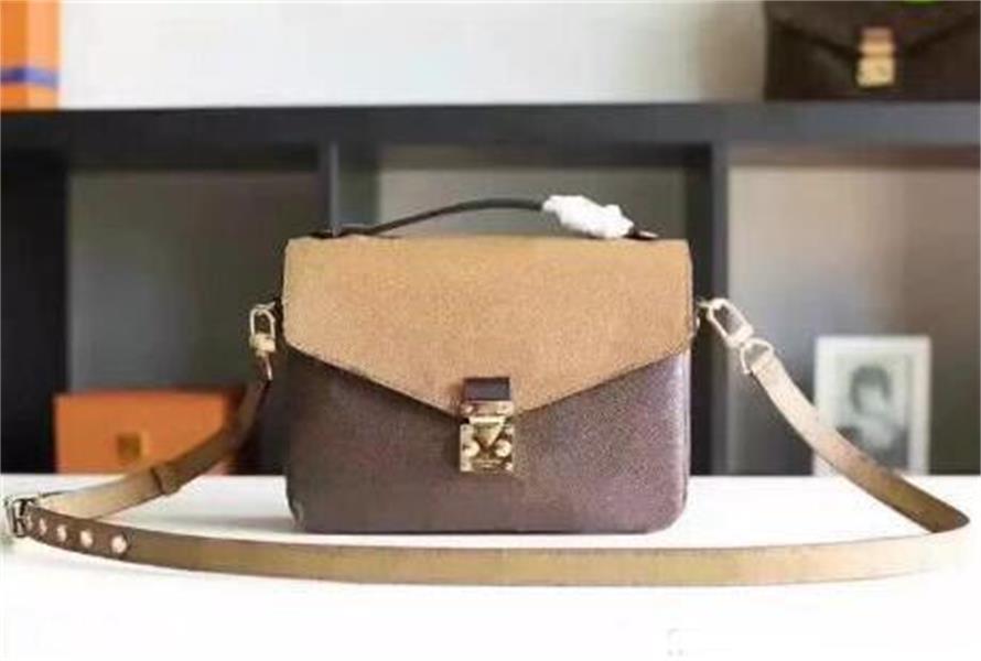 Women Luxury designer handbag messenger bag oxidizing leather POCHETTE metis elegant shoulder bags crossbody bags shopping purse
Women Luxury designer handbag messenger bag oxidizing leather POCHETTE metis elegant shoulder bags crossbody bags shopping purse