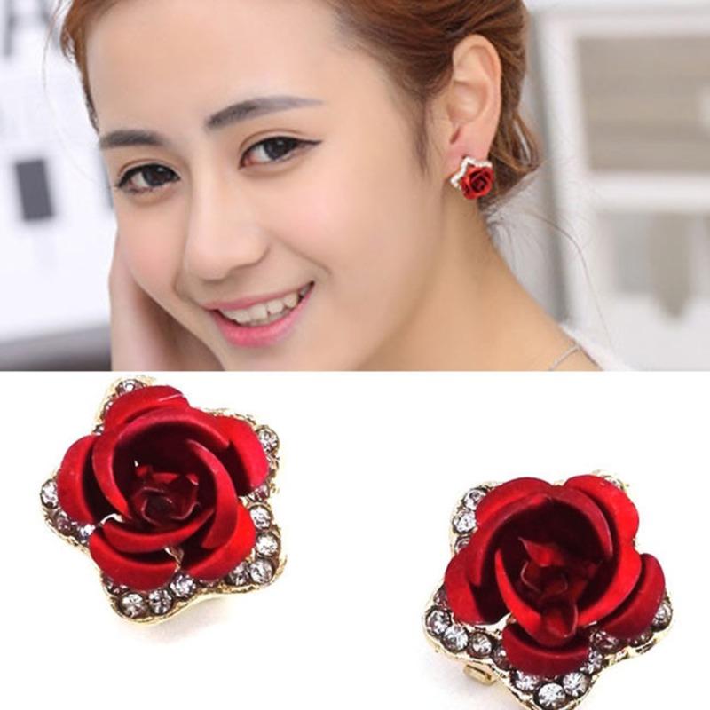 1Pairs Flower Crystal Studs Earrings Women' Girls Elegant Rose Flower Heart Ear Studs Earring Jewelry Gift
1Pairs Flower Crystal Studs Earrings Women' Girls Elegant Rose Flower Heart Ear Studs Earring Jewelry Gift