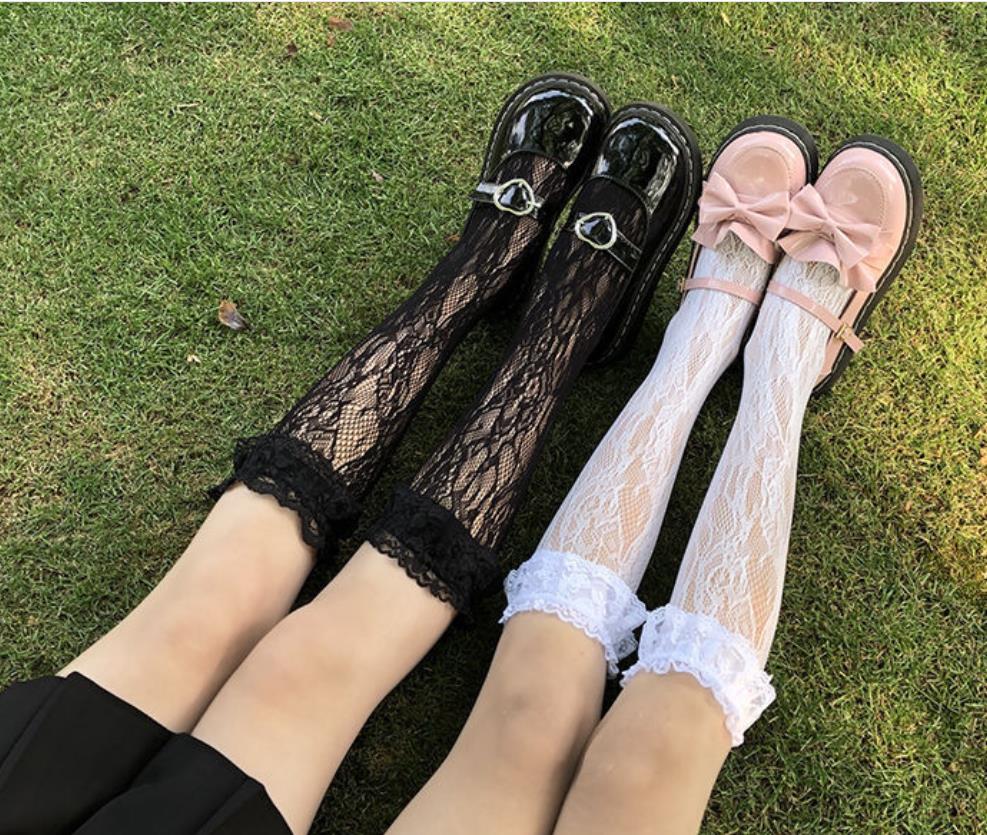 Girls Lace Tube Socks Sweet ladylike Lolita Knee High Stockings Breathable comfortable cotton Calf socks for Student Girl Lady white black