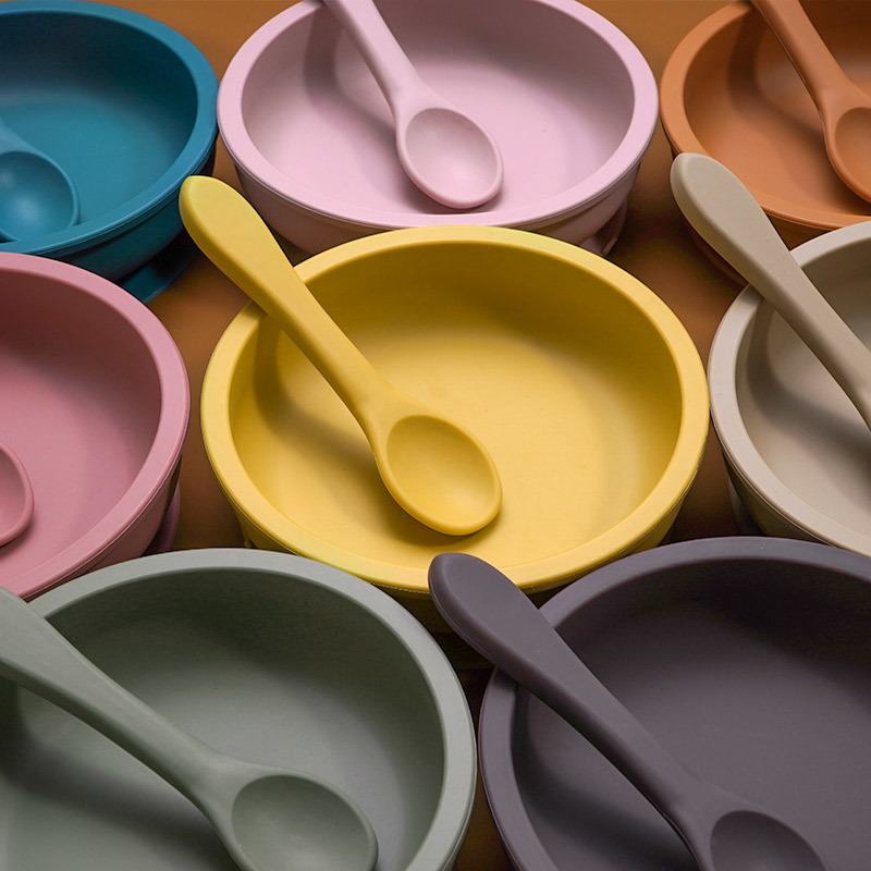 Solid Colour Kids Tableware Set Portable Baby Silicone Plate Bowl Toddler Feeding Sucker Infant Dishs With Silica Gel Spoon LJ201221