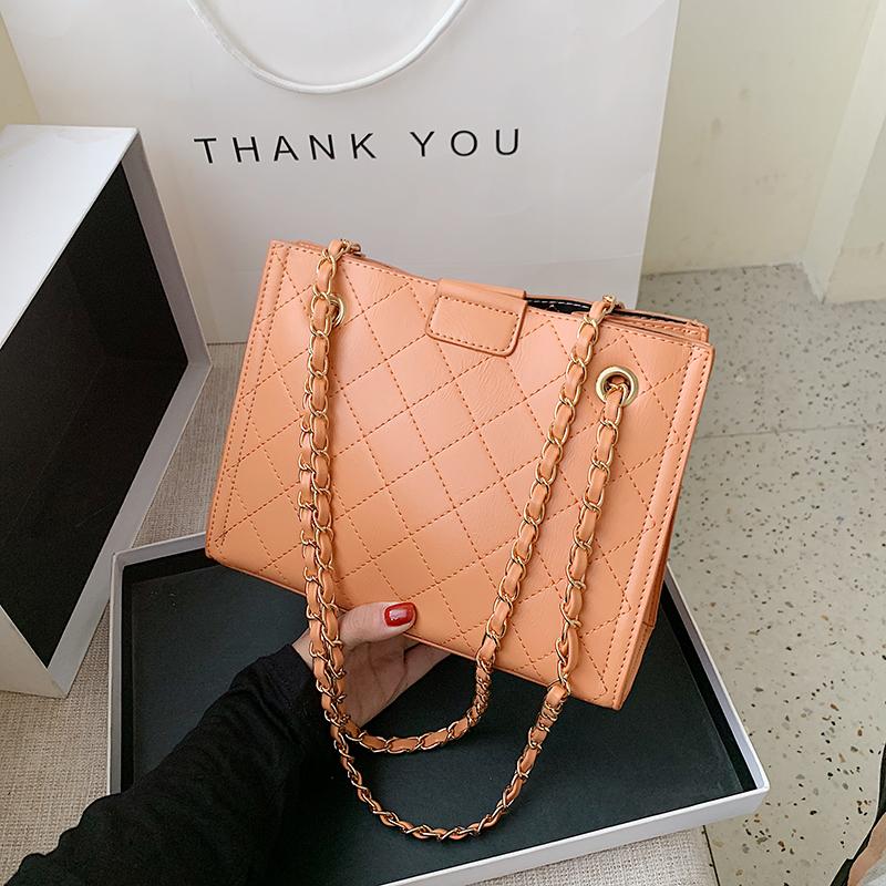 Fashion large capacity purses and handbags pure color simple PU leather summer chain luxury women's bag bags for women 2021, Black
Fashion large capacity purses and handbags pure color simple PU leather summer chain luxury women's bag bags for women 2021, Black