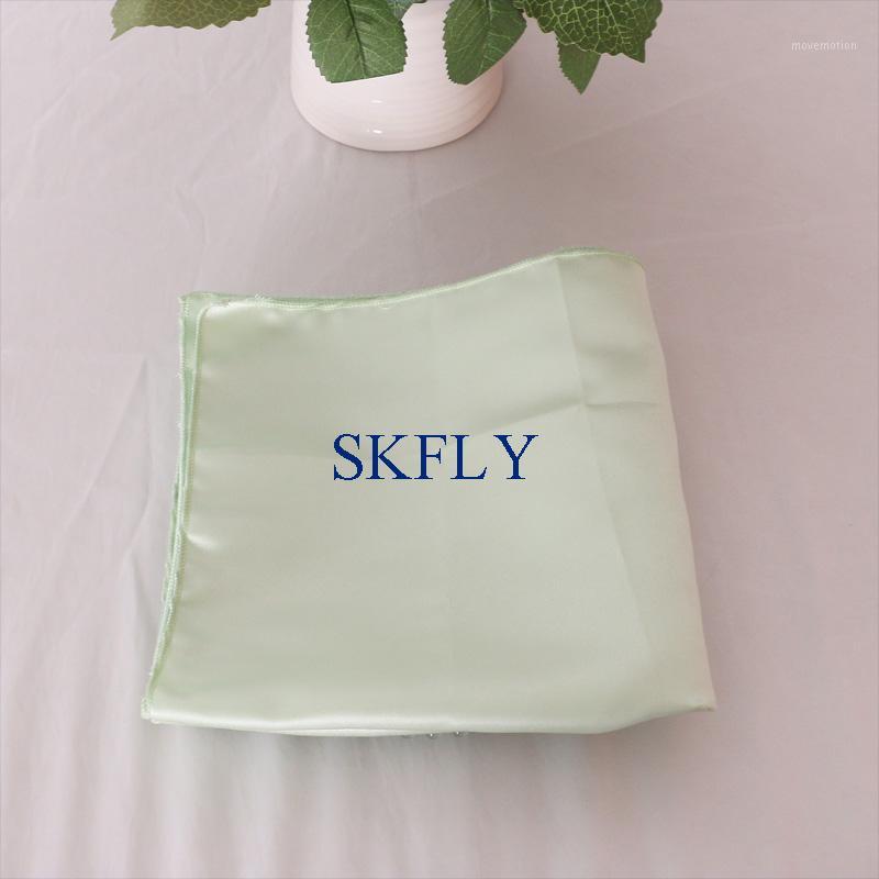 NP002J hot fancy Christmas decoration custom made many colors wedding 45cm*45cm light green thick satin table napkin1
NP002J hot fancy Christmas decoration custom made many colors wedding 45cm*45cm light green thick satin table napkin1