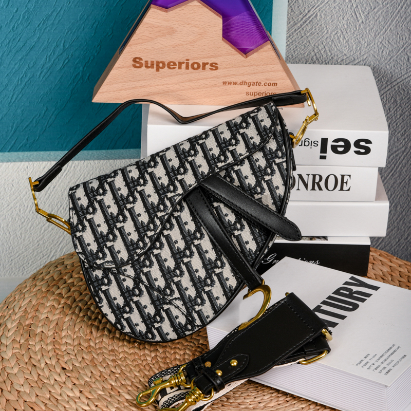 Top Quality Luxury Designers Totes Saddle Bag Woman Oblique Embroidery Handbags Single Shoulder Bags ladies Fashion Banquet Cowboy Blue handbag Wallets, Color28
Top Quality Luxury Designers Totes Saddle Bag Woman Oblique Embroidery Handbags Single Shoulder Bags ladies Fashion Banquet Cowboy Blue handbag Wallets, Color28