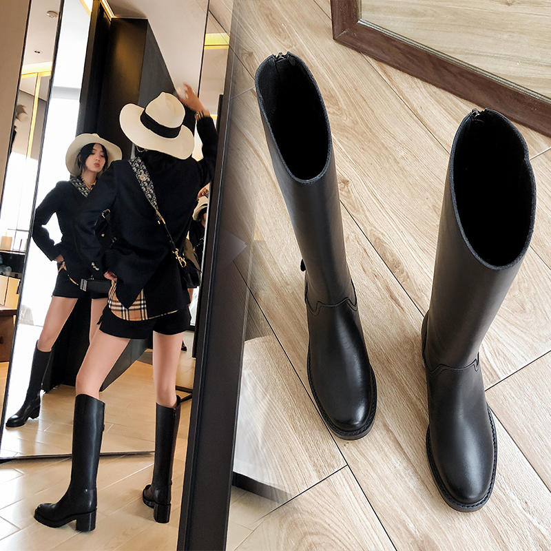 Cow of spring and autumn 22-27 cm with long zipper hot leather boots 9ZWL, Black-winter
Cow of spring and autumn 22-27 cm with long zipper hot leather boots 9ZWL, Black-winter