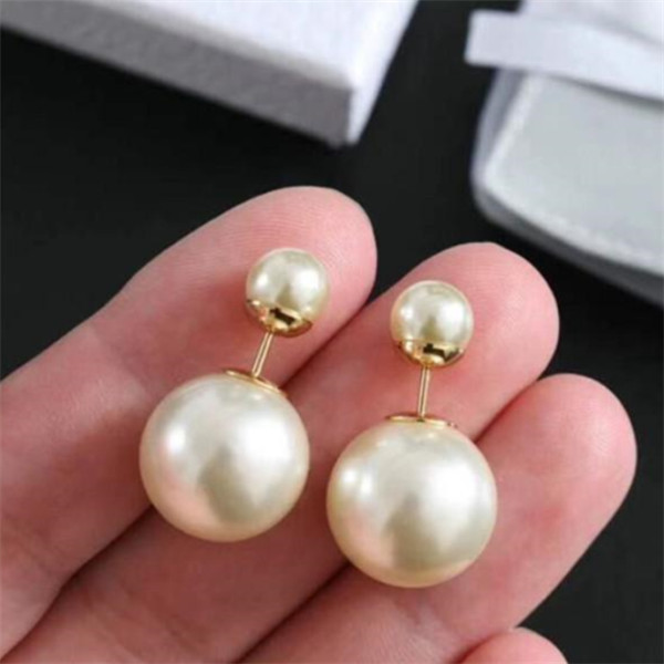 simple ins fashion style earrings unique designer double sided flower pearl elegant stud earrings for woman black white i222
simple ins fashion style earrings unique designer double sided flower pearl elegant stud earrings for woman black white i222