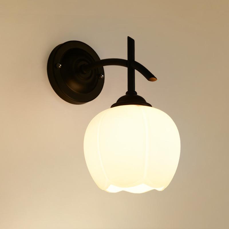 Modern minimalist Korean single head wall lamp creative fashion bedside E27 wall light For Restaurant Bar stairs corridor aisle
Modern minimalist Korean single head wall lamp creative fashion bedside E27 wall light For Restaurant Bar stairs corridor aisle