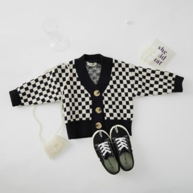 Childrens Fashion Cardigan Sweater Boys Girls Autumn Long Sleeve Sweaters Kids 2020 New Plaid Casual Autumn Coats Trendy Tops Hot Sale, As pics
Childrens Fashion Cardigan Sweater Boys Girls Autumn Long Sleeve Sweaters Kids 2020 New Plaid Casual Autumn Coats Trendy Tops Hot Sale, As pics