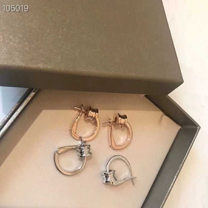 Luxury B.Zero 1 Brand Classic Desginer S925 Sterling Silver Round Spring Circle Charm Earrings For Women Jewelry
Luxury B.Zero 1 Brand Classic Desginer S925 Sterling Silver Round Spring Circle Charm Earrings For Women Jewelry