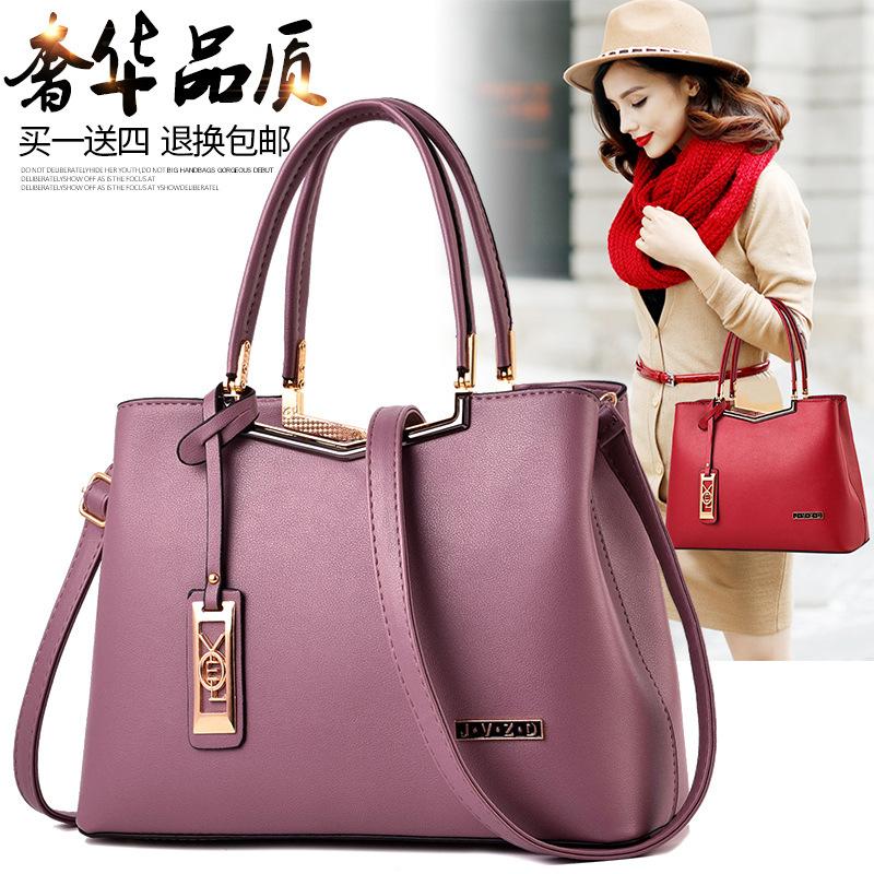 New Casual Plaid Shoulder Bag Fashion Stitching Wild Messenger Brand Female Totes Crossbody Bags Women Leather Handbag 1
New Casual Plaid Shoulder Bag Fashion Stitching Wild Messenger Brand Female Totes Crossbody Bags Women Leather Handbag 1