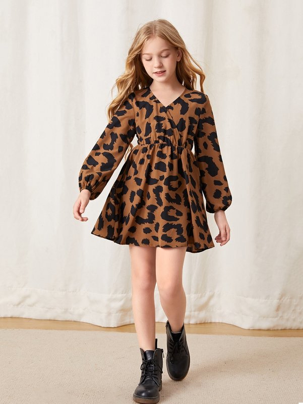 Girls Allover Print Lantern Sleeve Overlap Collar Dress SHE