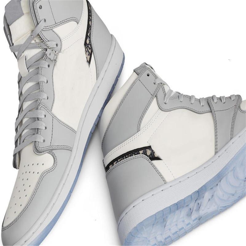 OG High Cheap 1 Grey 2020 Mens Basketball Shoes Designer Sneakers Trainers 1s embossed on the upper Crystal Bottom Baskets, Obsidian unc
OG High Cheap 1 Grey 2020 Mens Basketball Shoes Designer Sneakers Trainers 1s embossed on the upper Crystal Bottom Baskets, Obsidian unc