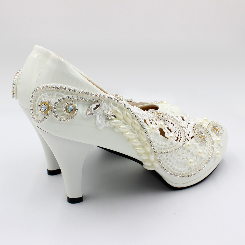 Custom Made Bridal Wedding Shoes Platforms Kitten High Heel Lace Pearls Crystals White Party Shoes for Brides Bridesmaid Roun