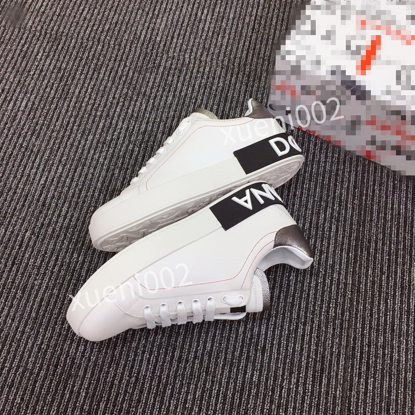 2022 Italian designer shoes Womens mens shoe boots Luxury High top sneakers White black color Size 34-45 model hc190702, 02
2022 Italian designer shoes Womens mens shoe boots Luxury High top sneakers White black color Size 34-45 model hc190702, 02