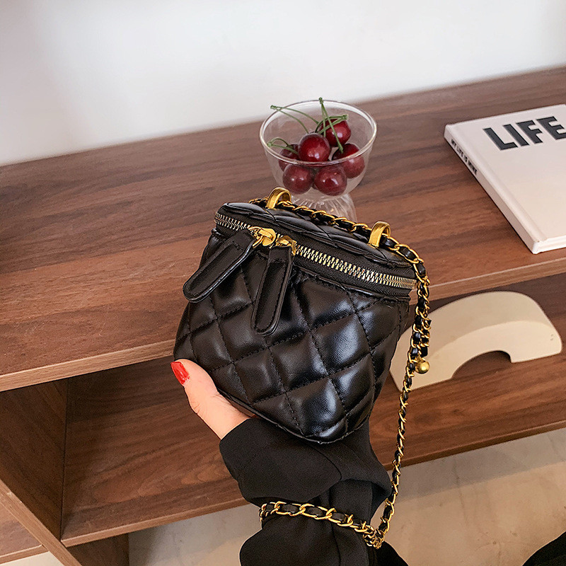 Designer fashion girl Xiaojin fans you luggage small bag elegant leather small dressing table outdoor cosmetics, Blue
Designer fashion girl Xiaojin fans you luggage small bag elegant leather small dressing table outdoor cosmetics, Blue