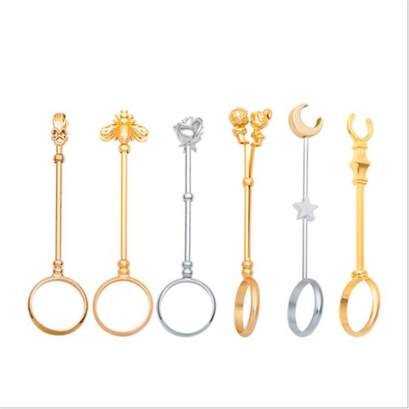 50pcs 6 Style Adjustable Elegant Lady Gentleman Rose Bee Couple Smoker Cigarette Holder Metal Smoking Ring Tobacco Blunts
50pcs 6 Style Adjustable Elegant Lady Gentleman Rose Bee Couple Smoker Cigarette Holder Metal Smoking Ring Tobacco Blunts