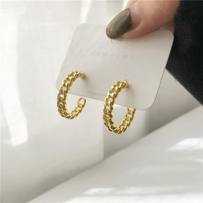 Korean fashion jewelry design sense chain round earrings temperament trend earrings female high-end for women
Korean fashion jewelry design sense chain round earrings temperament trend earrings female high-end for women