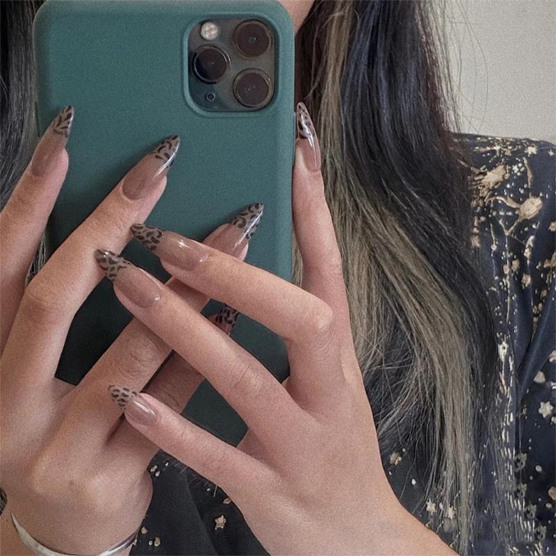 24pcs/Box Leopard Stiletto False Nails Detachable False Nails Ballerina Wearable French Fake Full Cover Nail Tips
24pcs/Box Leopard Stiletto False Nails Detachable False Nails Ballerina Wearable French Fake Full Cover Nail Tips