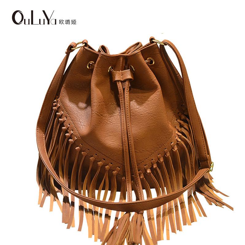 New large-capacity tide ladies handmade tassel bag woven drawstring shoulder messenger bucket bag female Christmas gift, Black
New large-capacity tide ladies handmade tassel bag woven drawstring shoulder messenger bucket bag female Christmas gift, Black