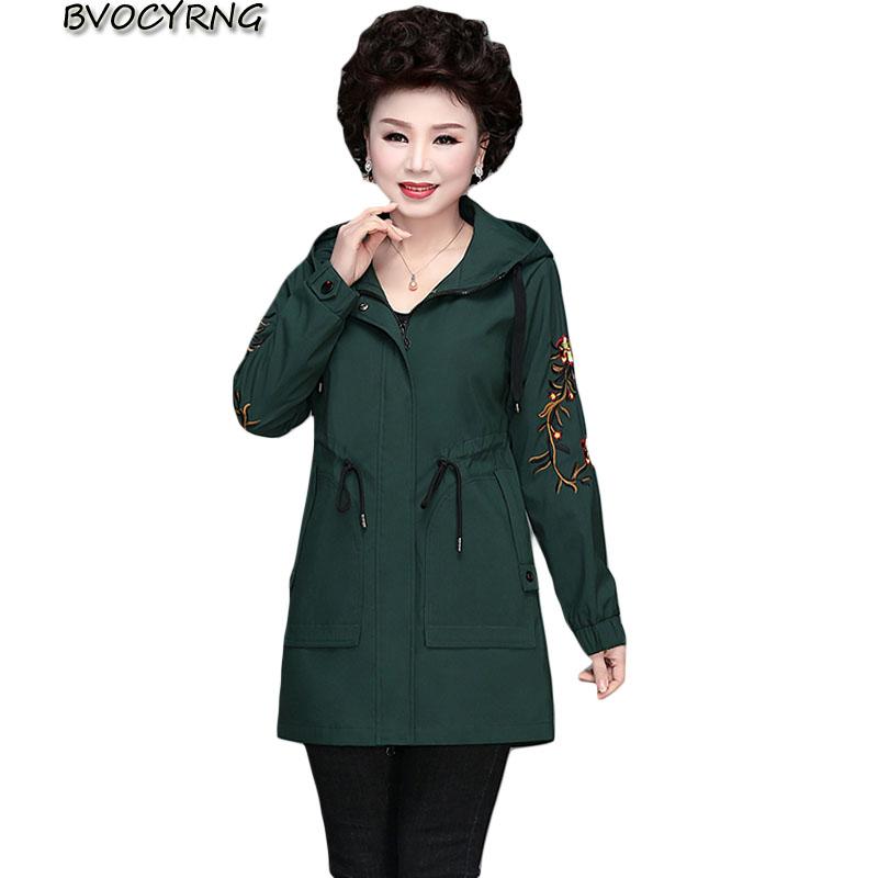 Plus Size Windbreaker Women Middle-aged spring Autumn Coat Female embroidery elegant tops 2020 Long-sleeved hooded Outerwear, Green
Plus Size Windbreaker Women Middle-aged spring Autumn Coat Female embroidery elegant tops 2020 Long-sleeved hooded Outerwear, Green