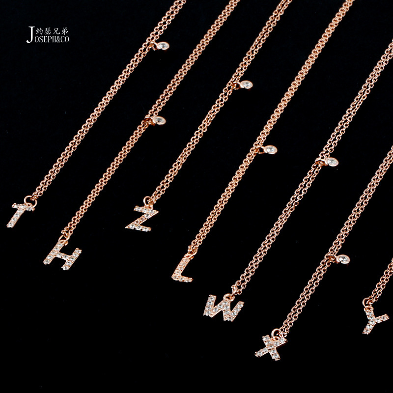 Women's English Pendant Clavicle Chain Full Diamond S925 Sterling Silver 26 Letter Necklace
Women's English Pendant Clavicle Chain Full Diamond S925 Sterling Silver 26 Letter Necklace