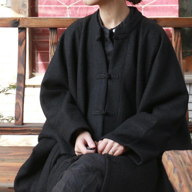 2020 fall old clay original niche retro collar button super strong milling wool coat, 1254, Black
2020 fall old clay original niche retro collar button super strong milling wool coat, 1254, Black