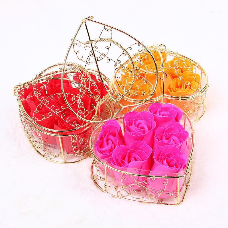6pcs/set Handmade Scented Rose Soap Flower with Box Package Bath Wash Soap Petal Valentine Day Gift Wedding Decor1
6pcs/set Handmade Scented Rose Soap Flower with Box Package Bath Wash Soap Petal Valentine Day Gift Wedding Decor1