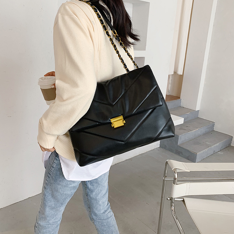HBP fashion bags women Large Vintage PU Leather Crossbody Bag for Women 2021 Chain Designer Handbags Lady Trend Cross Body
HBP fashion bags women Large Vintage PU Leather Crossbody Bag for Women 2021 Chain Designer Handbags Lady Trend Cross Body