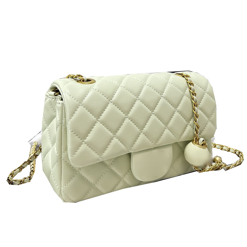 Womens Brand Designer Shoulder Bag Solid Color High Quality Leather Handbags Multi-Color Adjustable Chain Crossbody Designers Bag Versatile Flap Tote Bags 20CM, Green
Womens Brand Designer Shoulder Bag Solid Color High Quality Leather Handbags Multi-Color Adjustable Chain Crossbody Designers Bag Versatile Flap Tote Bags 20CM, Green