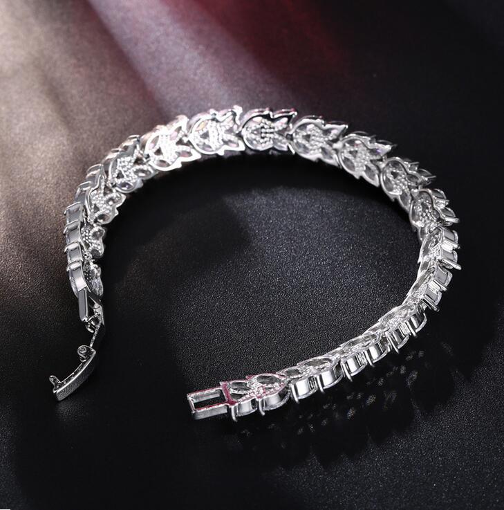 Sterg Sier Marquise Cut Bracelet with White Topaz CZ Dias