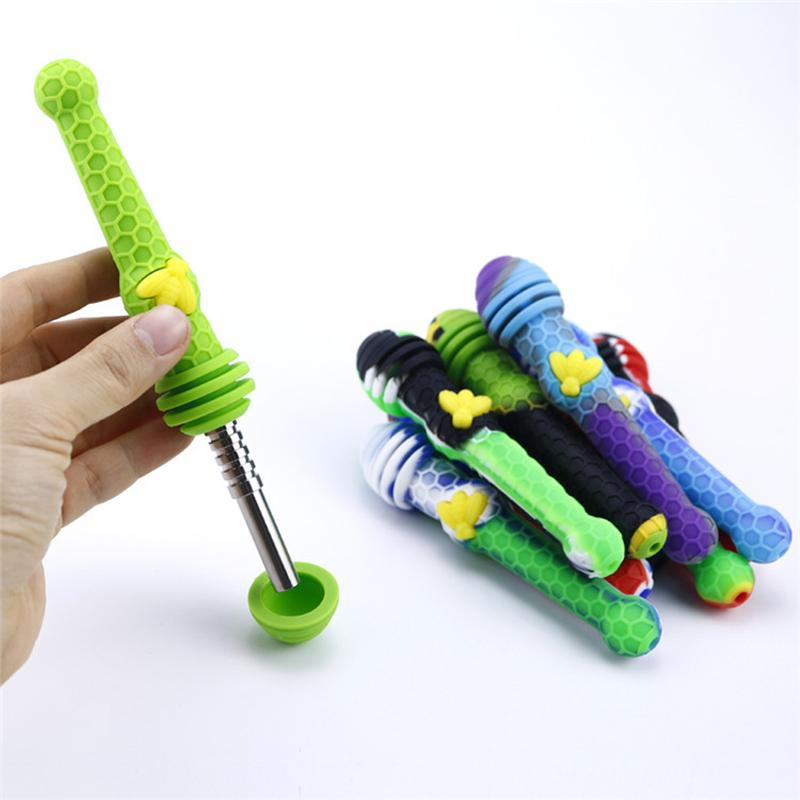 4.8'' Silicone Pipes Nectar Collector Kit With 2.4'' GR2 Titanium Tip Nail Caps Oil Rigs Concentrate
4.8'' Silicone Pipes Nectar Collector Kit With 2.4'' GR2 Titanium Tip Nail Caps Oil Rigs Concentrate