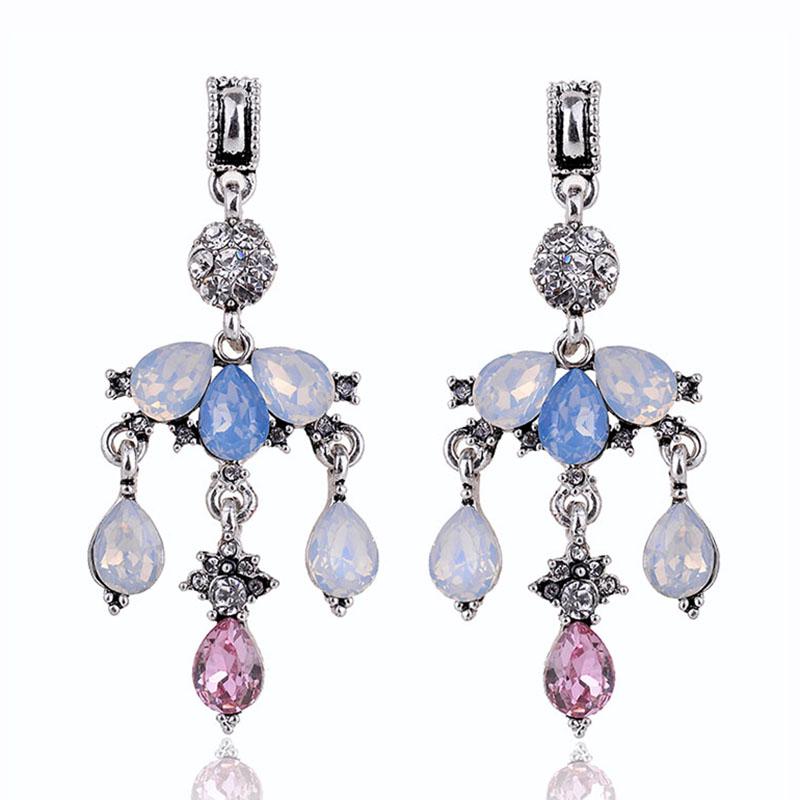 2020 New Fashion Crystal Flowers Drop Earrings Rhinestone Decoration Ball Dangle Earrings Women Christmas Gift Jewelry
2020 New Fashion Crystal Flowers Drop Earrings Rhinestone Decoration Ball Dangle Earrings Women Christmas Gift Jewelry